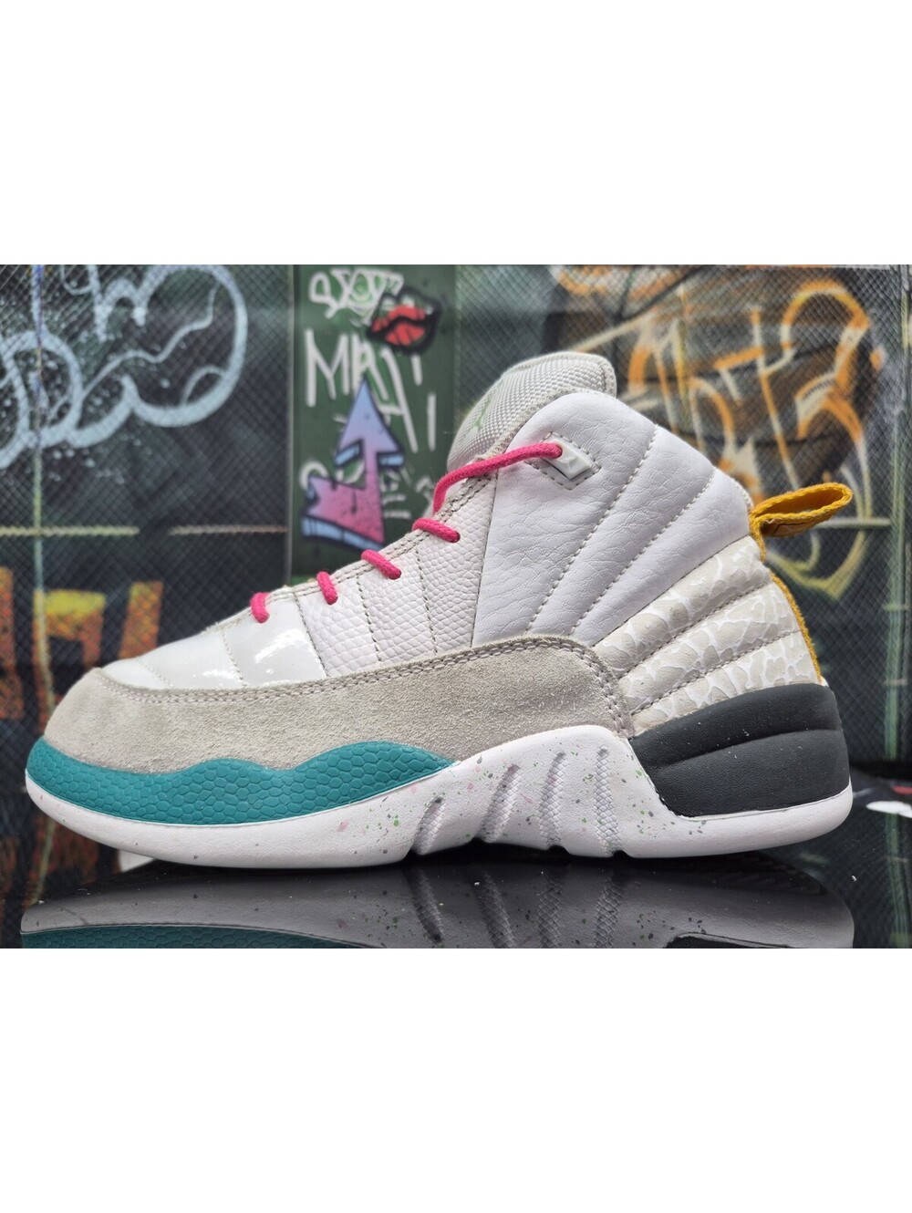 Jordan Air Jordan 12 Retro GS White Pink Teal Leather High Top Youth size 2Y 🔥